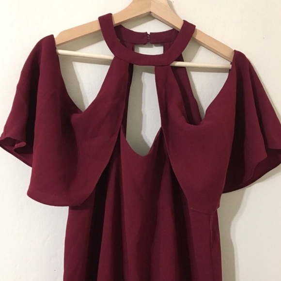 BCBGMaxAzria Duran Cold Shoulder Halter Dress - Picture 4 of 8